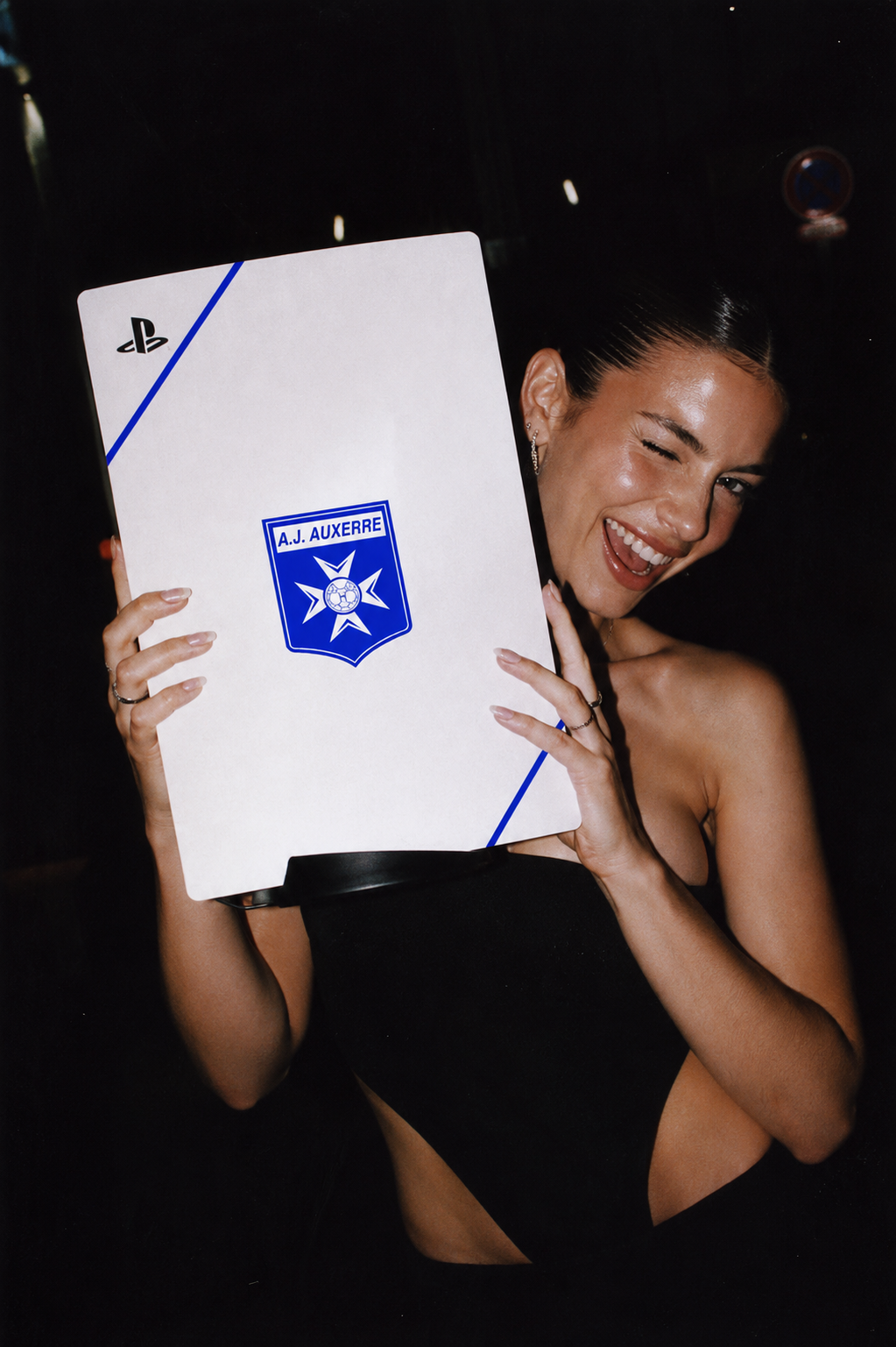 PS5 Personnalisée Auxerre — Kit Pochoirs & Stickers